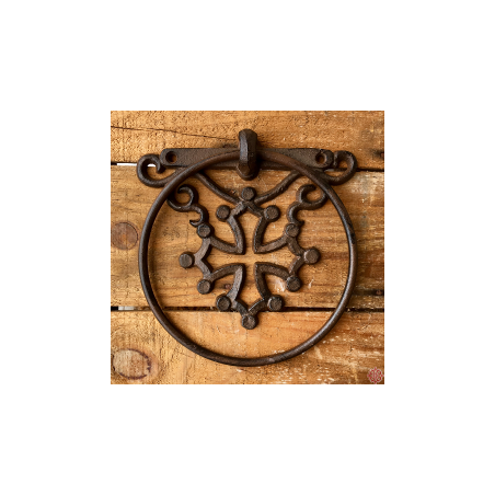 porte-serviette fonte croix occitane par 3