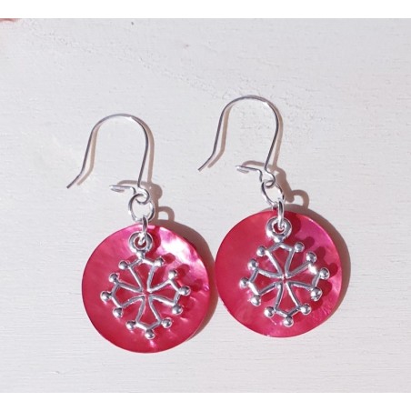 boucles d'oreilles nacre et croix occitane