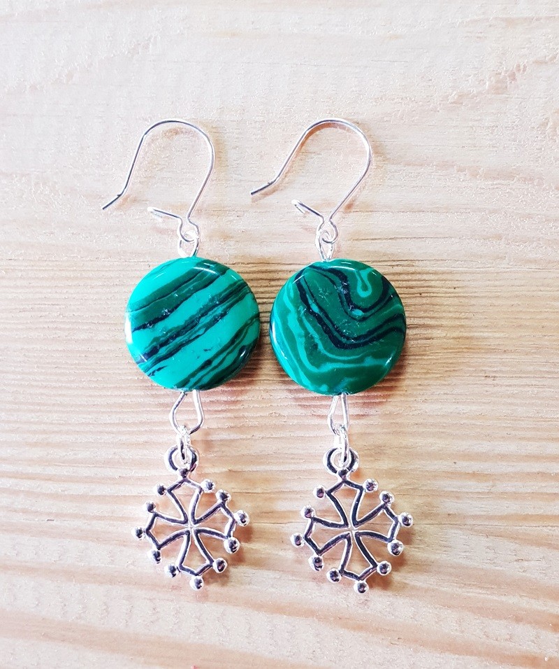 Boucles d'oreilles croix occitane et pierre