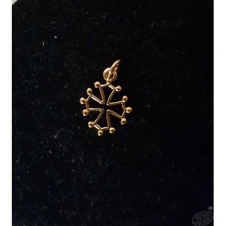 pendentif croix occitane évidée dorée 1,5cm