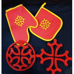 Lot dessous-de-plat croix occitane, gant et manique
