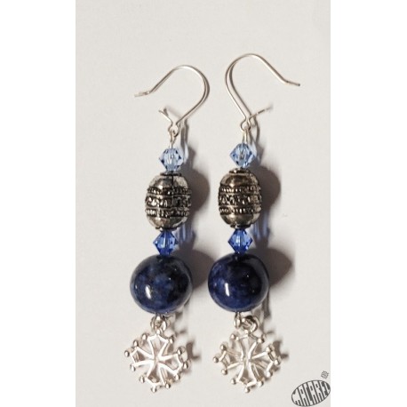 Boucles d'oreilles croix occitane céramique et verre bleu foncé