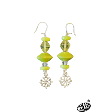 Boucles d'oreilles Pomme verte avec croix occitane