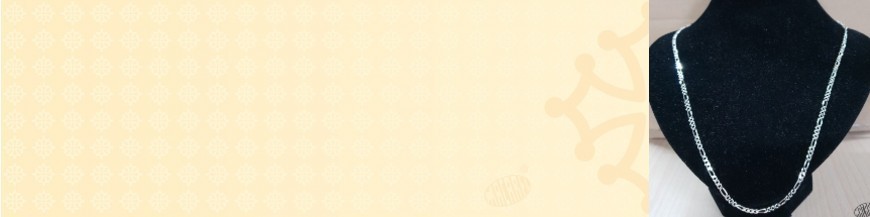 Bijoux : chaines et colliers