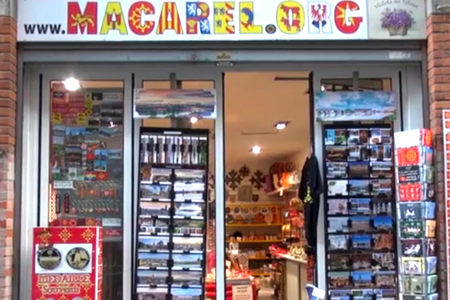 Macarel : un magasin militant rue du Taur à Toulouse